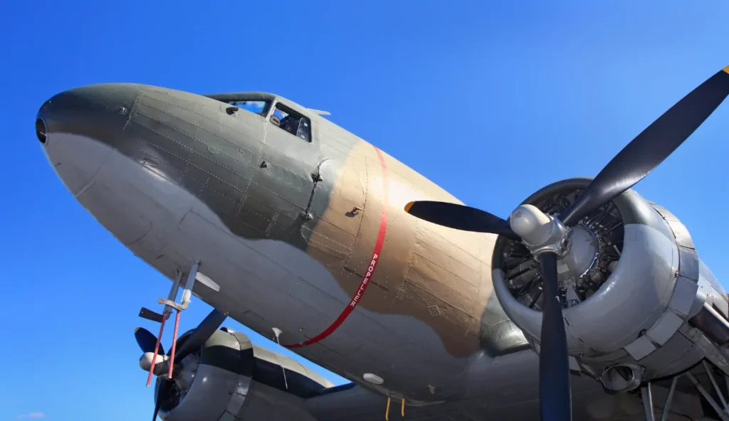 Le audaci imprese dei piloti americani nei cieli insidiosi dell'Himalaya durante la Seconda guerra mondiale