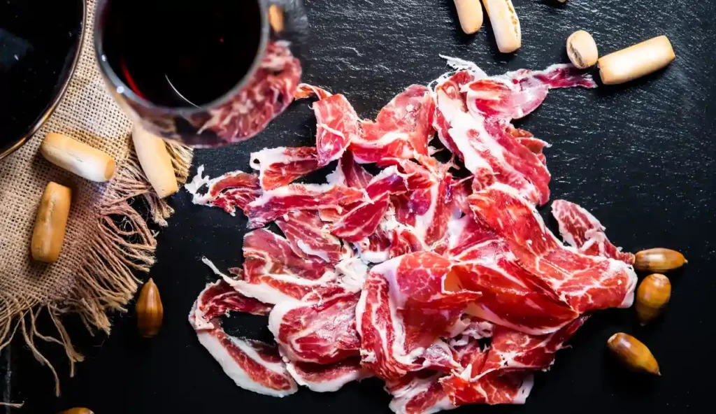 Perché il Kobe beef, la carne Wagyu e il Jamón iberico costano così tanto?