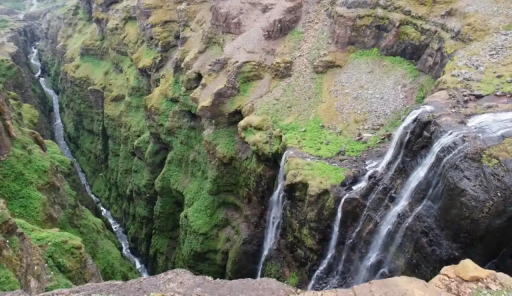 Alla scoperta di Glymur: escursione epica tra leggende islandesi e panorami mozzafiato