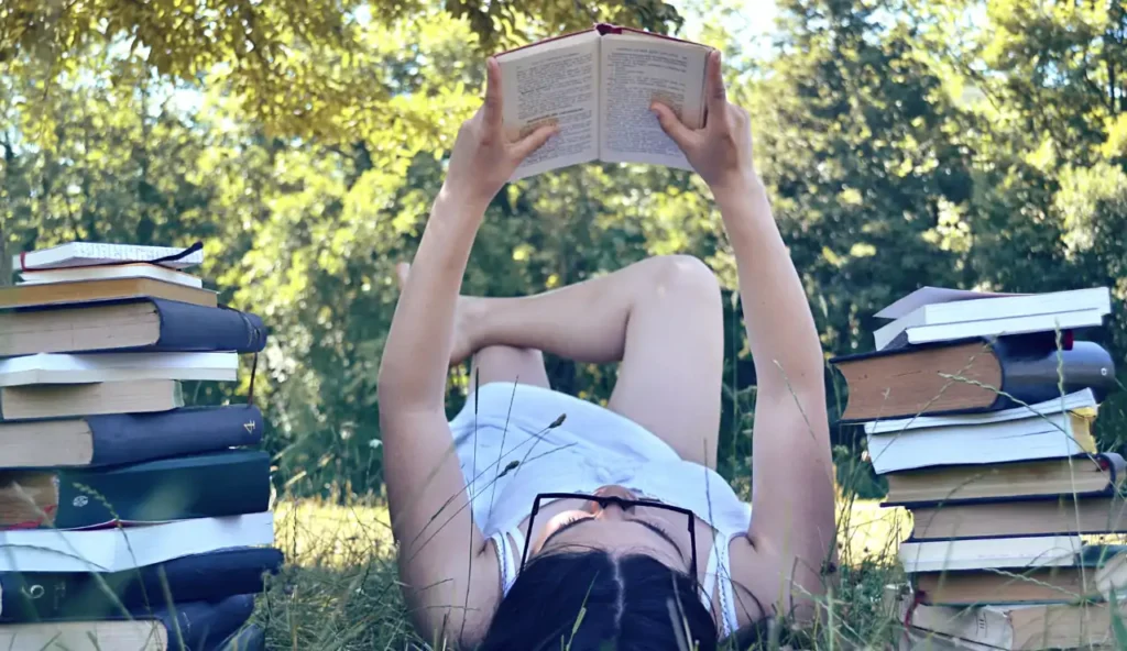 Troppa Lena Dunham, il nuovo album di Lorde e un libro che ti spezzerà il cuore: cosa guardare, ascoltare e leggere questa settimana