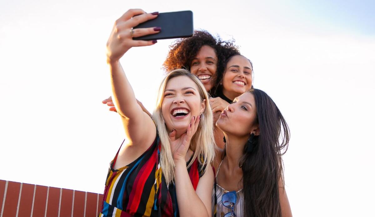 Viaggi e like: come i selfie park stanno ridefinendo il turismo "Instagrammabile" - 