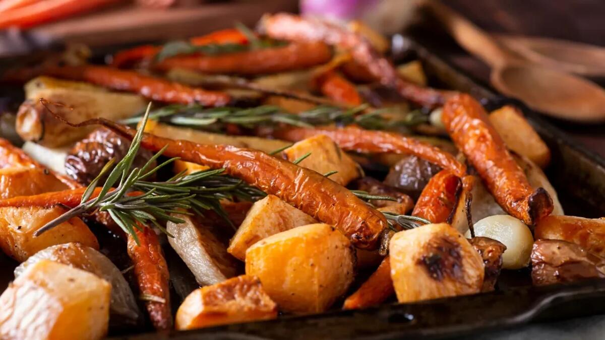 Sette segreti per fare degli ortaggi arrosto da leccarsi le dita - 