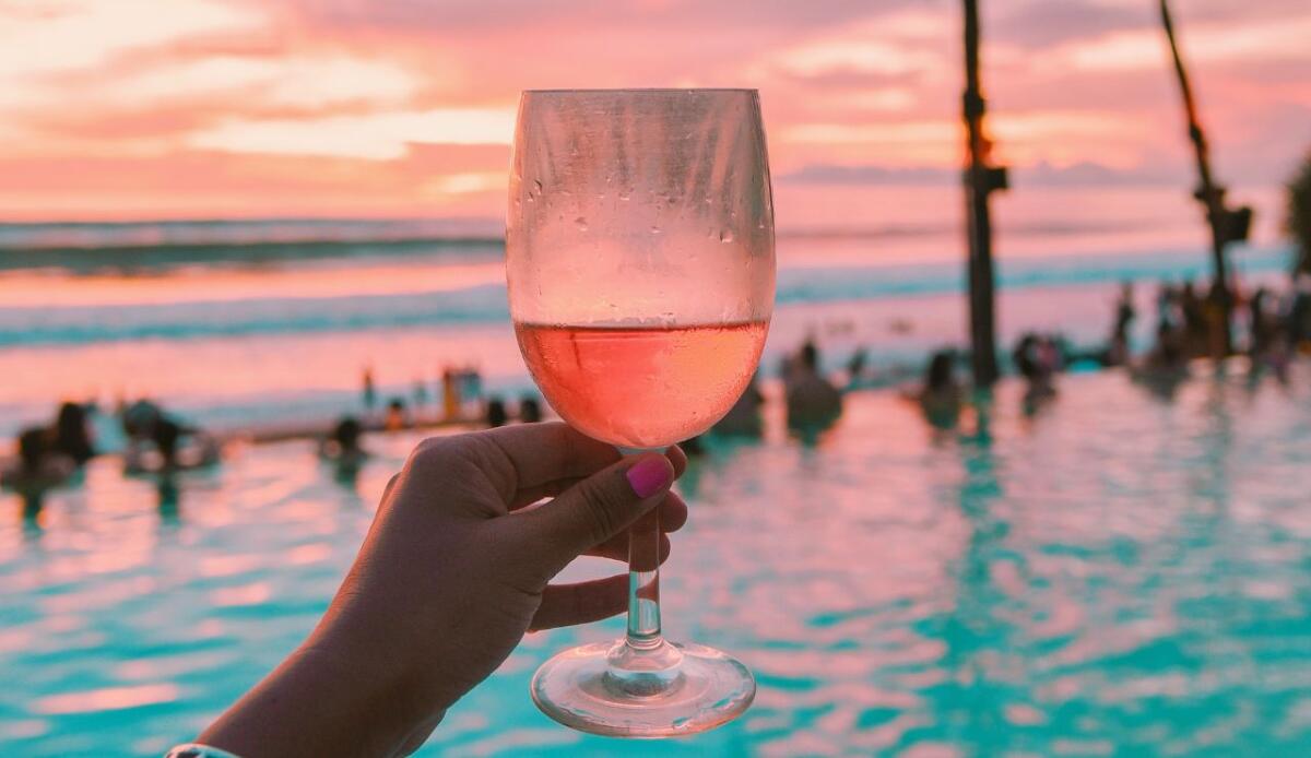 Le citazioni più belle su Ferragosto: le frasi celebri che raccontano lo spirito del 15 agosto - 
