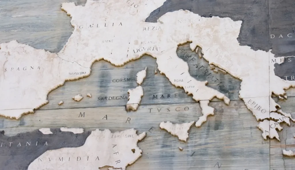 Giochi, riti e sopravvivenza: com’era crescere bambino nell’impero romano