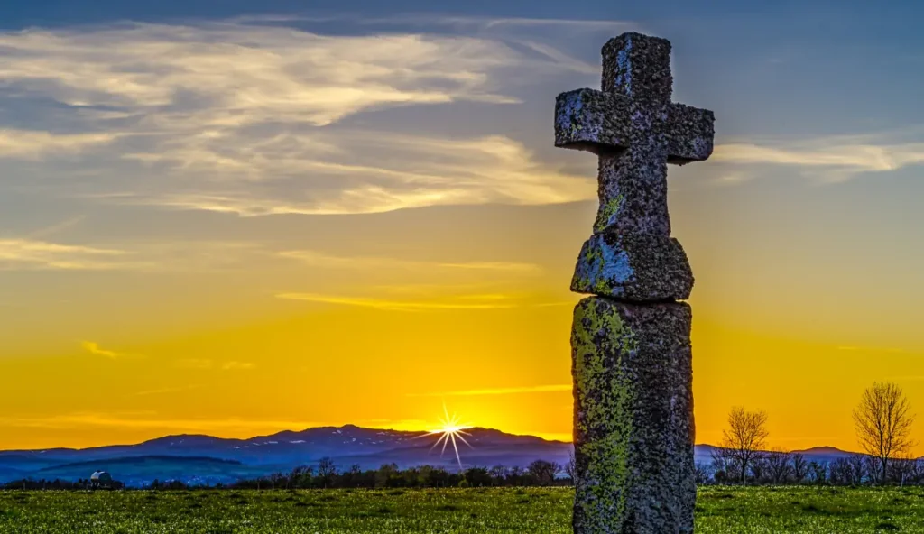 Misteri e simboli di una dinastia perduta: chi erano davvero i Merovingi?