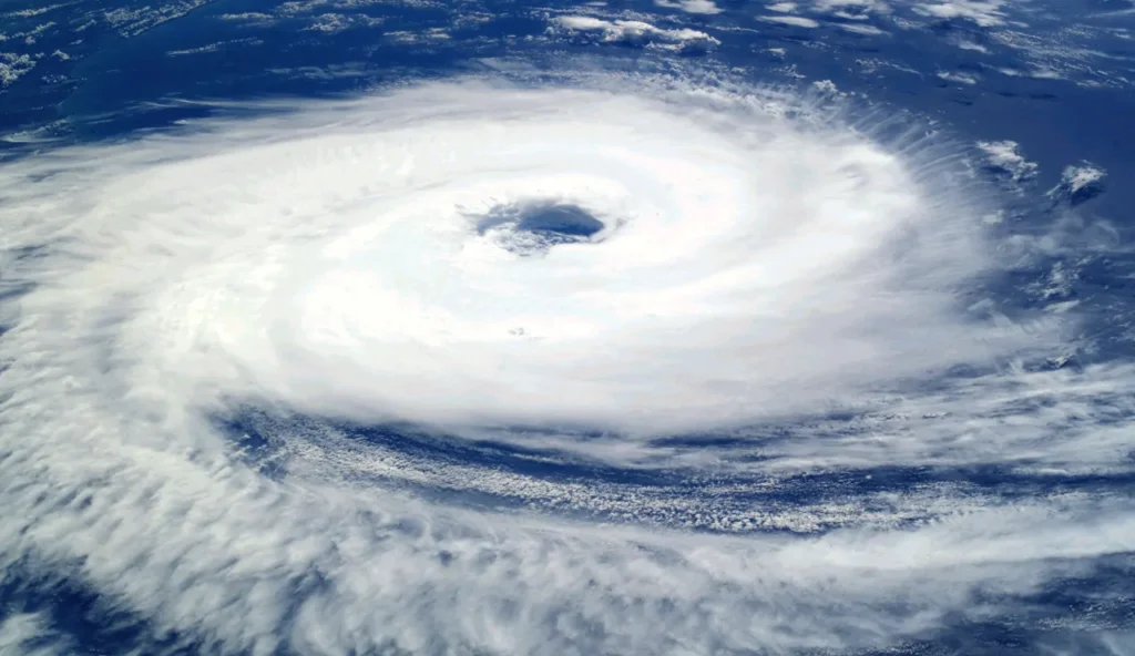 Nessun blackout sui satelliti: salvi i dati cruciali per prevedere gli uragani