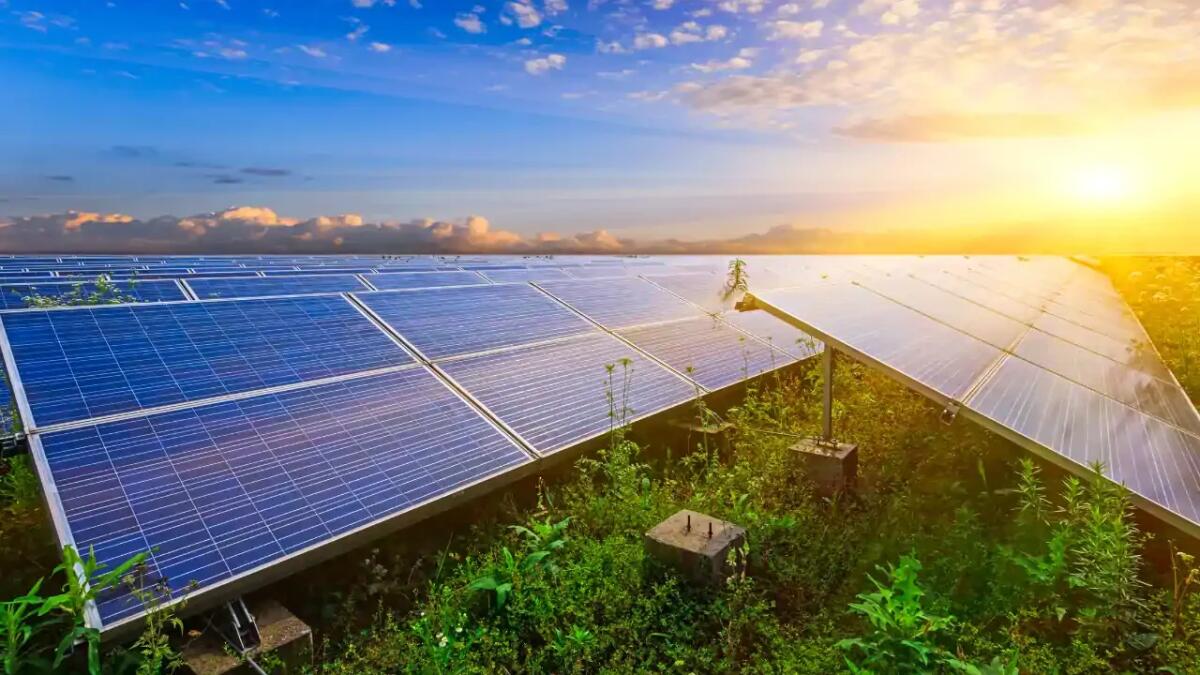 Materiali fotovoltaici del futuro: come la composizione influenza efficienza e stabilità dei materiali - 