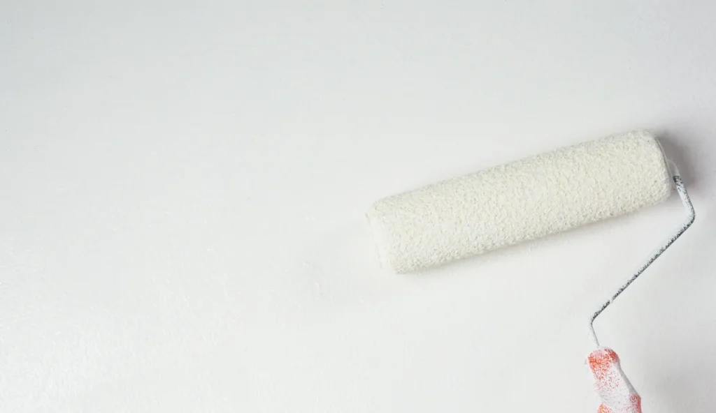 Come una mano di bianco può aiutarti a sopravvivere a un'ondata di caldo