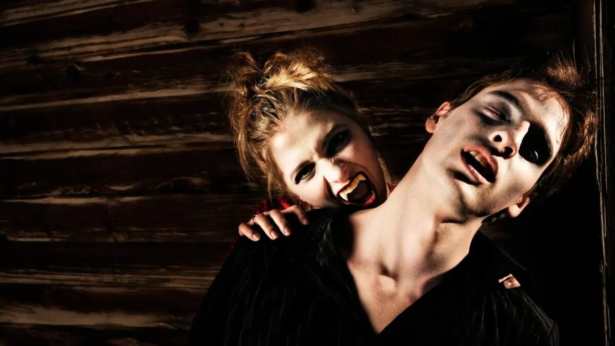 Vent’anni dopo Twilight: perché i vampiri di Stephenie Meyer fanno ancora discutere - 