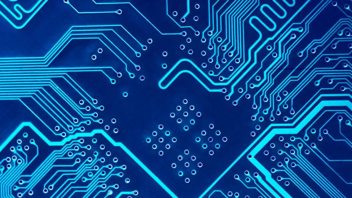 Verso l’informatica del futuro: come le onde di spin potrebbero superare i limiti dei transistor - 