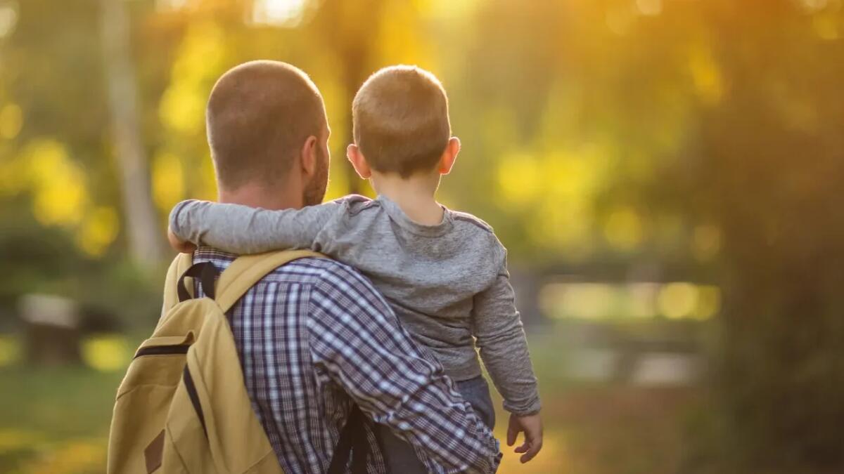 Come il trauma familiare modella il tuo modo di essere genitore senza che tu te ne accorga - 