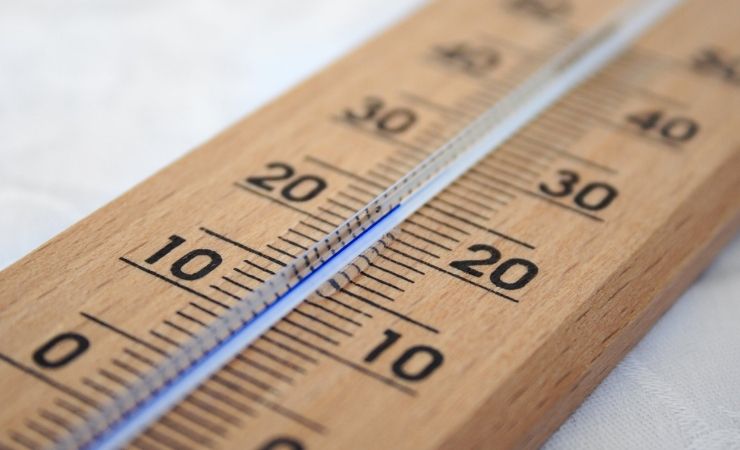 - 18 gradi (canva.com) - www.guidamamme.it