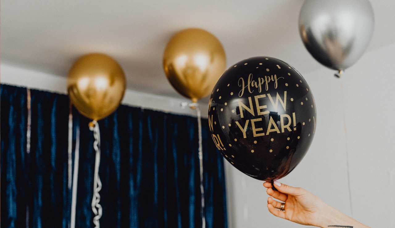 Capodanno in famiglia: 7 idee per festeggiare con i bambini (anche senza stare svegli fino a mezzanotte)